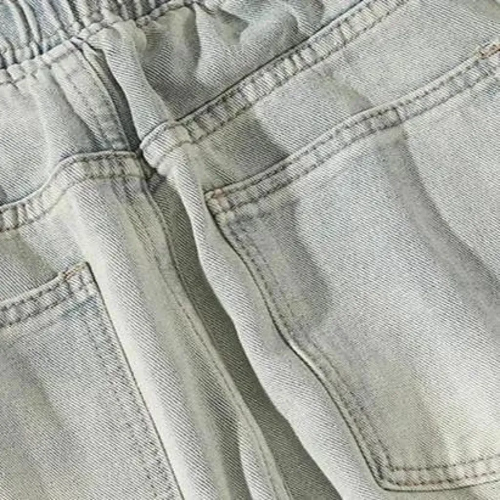 High-waistline stonewashed jeans for men