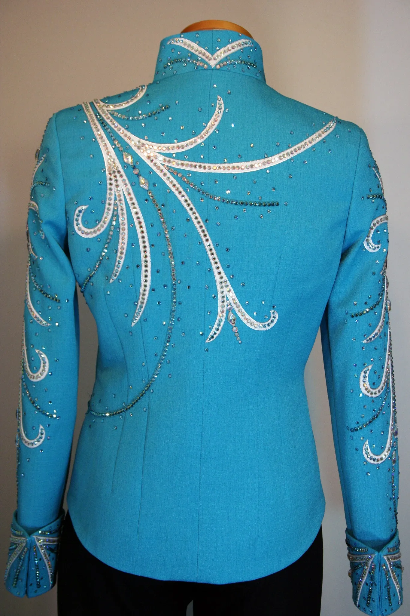 NOT AVAILABLE  Turquoise Showmanship Outfit, Ladies S, 5046AB