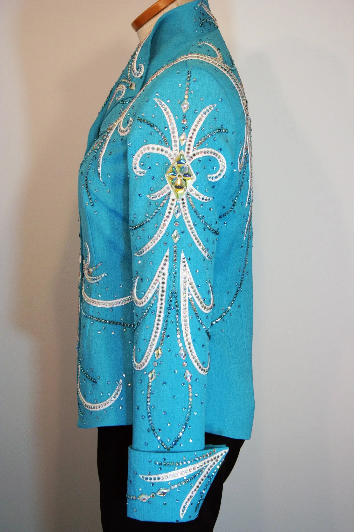 NOT AVAILABLE  Turquoise Showmanship Outfit, Ladies S, 5046AB